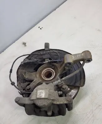 Mercedes-Benz B W246 W242 Front wheel hub 24605