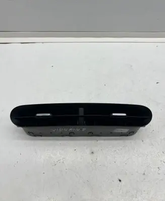 Renault Twingo III Dash center air vent grill 687502975R 0864400001