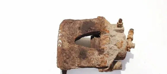 Volkswagen Golf IV Front brake caliper