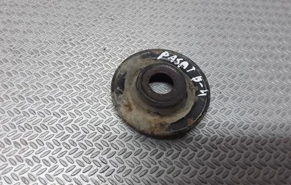 Volkswagen PASSAT B4 Coil spring/strut mount 