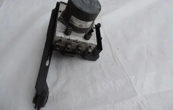 Opel Astra K ABS control unit/module 39120573