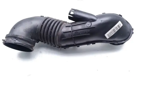 BMW 1 E81 E87 Air intake hose/pipe 7805173 780517302