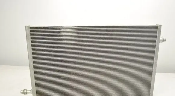 Jaguar I-Pace Coolant radiator HL599001