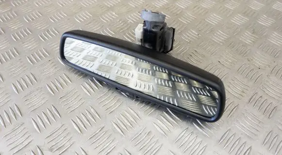 Rear view mirror (interior)