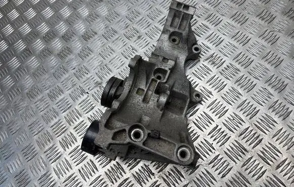 Audi A4 S4 B6 8E 8H Generator/alternator bracket 03G903143D