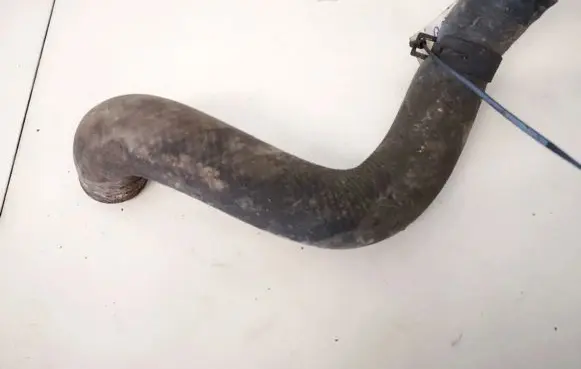 Toyota Avensis Verso Engine coolant pipe/hose