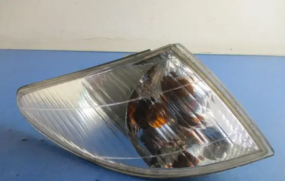 Mazda Premacy Front indicator light