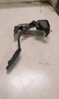 Toyota Corolla E120 E130 Accelerator throttle pedal
