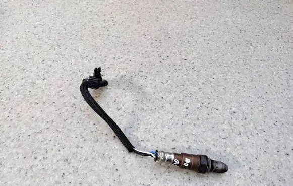 Volvo XC40 Lambda probe sensor 32253603
