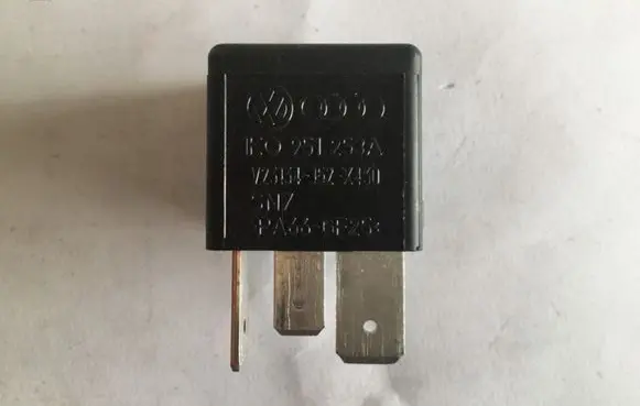 Skoda Octavia Mk2 (1Z) Other relay 1K0951253A