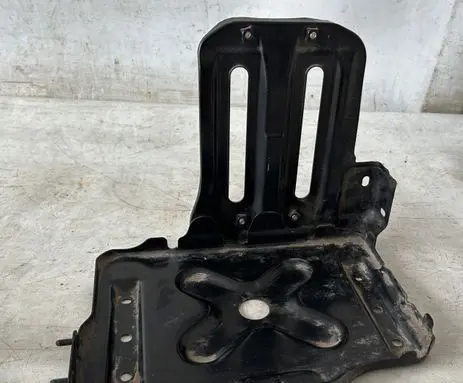 Suzuki SX4 Battery tray 