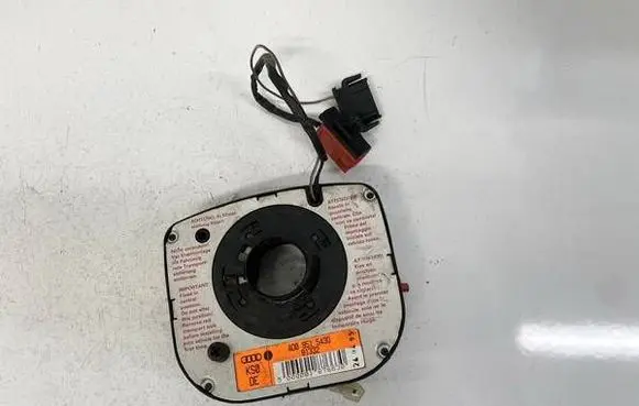Audi A4 S4 B5 8D Airbag slip ring squib (SRS ring) 4D0951543D 81332