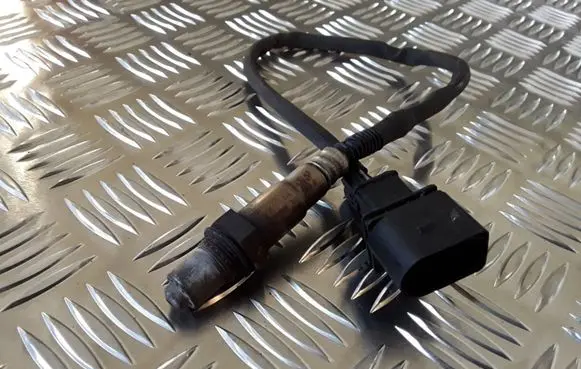 BMW 5 E60 E61 Lambda probe sensor 0258007144 751298203