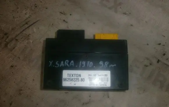 Citroen Xsara Other control units/modules 9625822580 80540753
