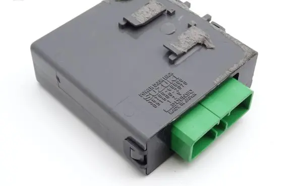 Suzuki Swift I Door central lock control unit/module 3807960E01 3870060B00