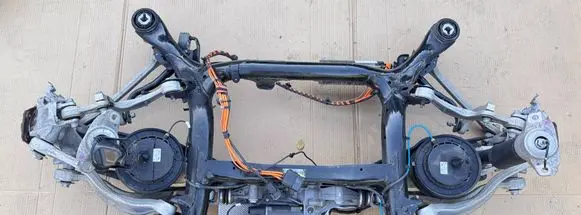 Audi Q7 4M Rear subframe 4M0500025