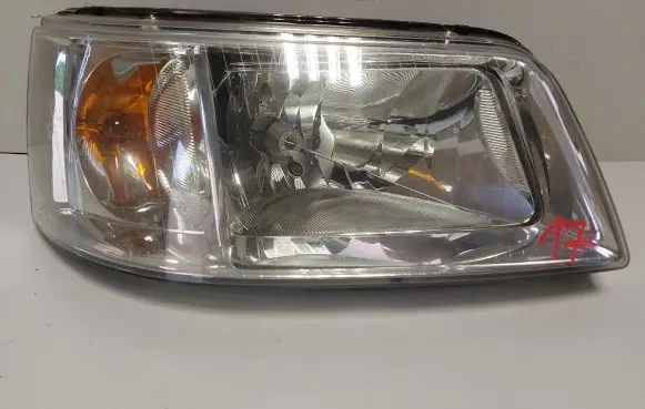 Volkswagen Transporter - Caravelle T5 Headlight/headlamp 7H1941018N