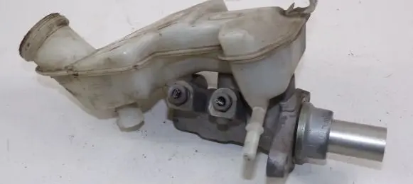 Ford Fusion Master brake cylinder