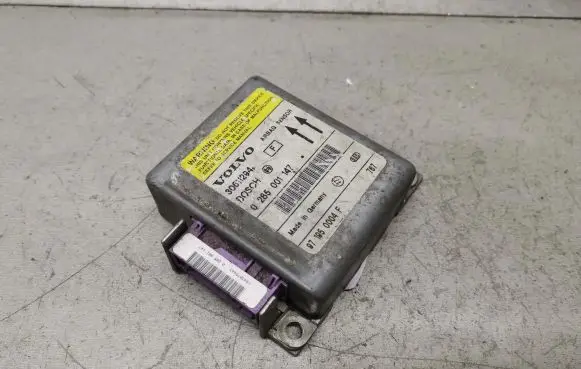 Volvo S40, V40 Airbag control unit/module 30611294 0285001147