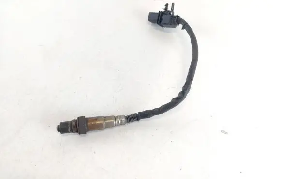 KIA Carens II Lambda probe sensor 393502A400 0281004037