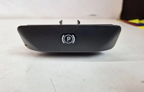 Mercedes-Benz C W204 Hand brake release handle A2044200177