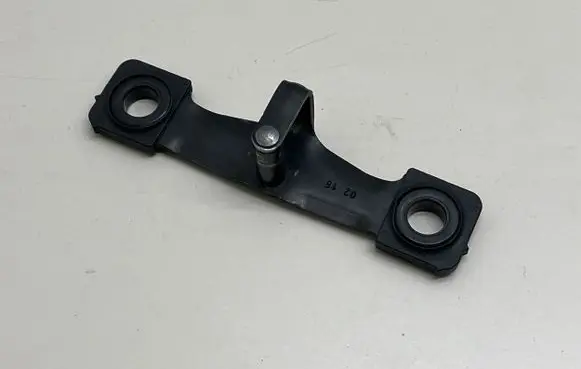 Volkswagen Golf VII Loading door lock loop/hook striker 5G0827517D