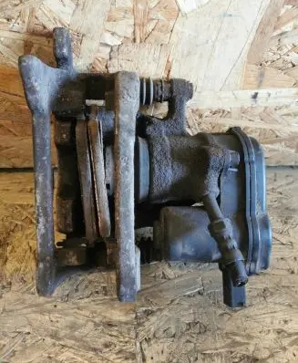 Audi A4 S4 B8 8K Rear brake caliper 32335478E 51432A