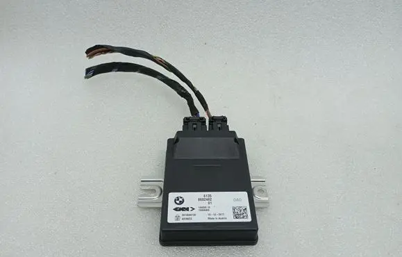 BMW M5 F90 Transfer box differential control unit 8682482