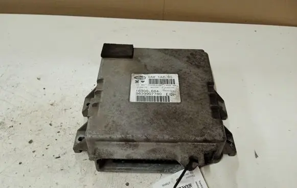 Peugeot 206 Engine control unit/module 16300684 9639907780