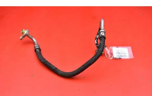 Volvo XC90 Air conditioning (A/C) pipe/hose 