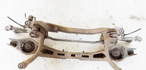 Volkswagen PASSAT B6 Rear subframe 