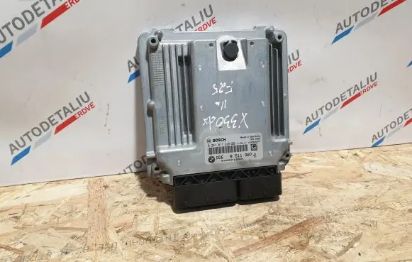 BMW X3 F25 Engine control unit/module 8511907 0281017325