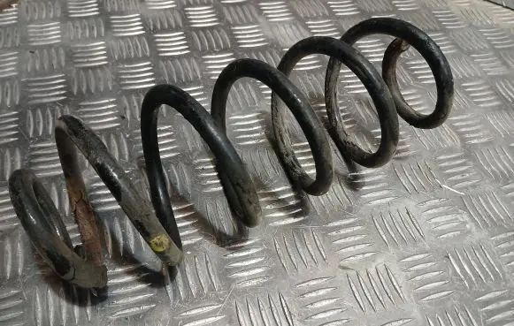 Audi A5 8T 8F Rear coil spring