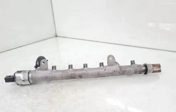 Volkswagen Golf VI Fuel main line pipe 03L089H 03L906051 03L130764A