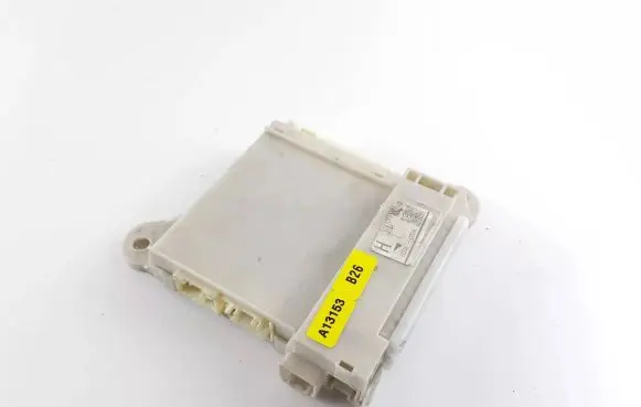 Lexus GS 250 350 300H 450H Current control relay 82670-30360 8267030360