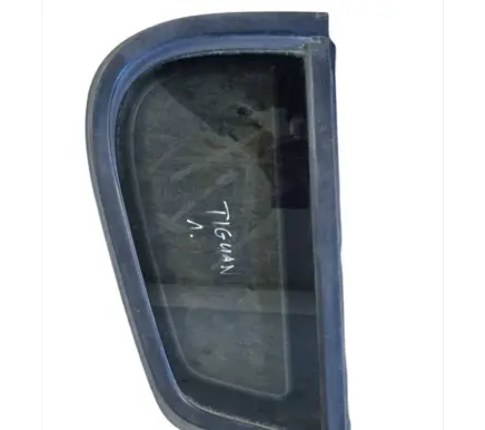 Volkswagen Tiguan Rear side window 5N0845041AP