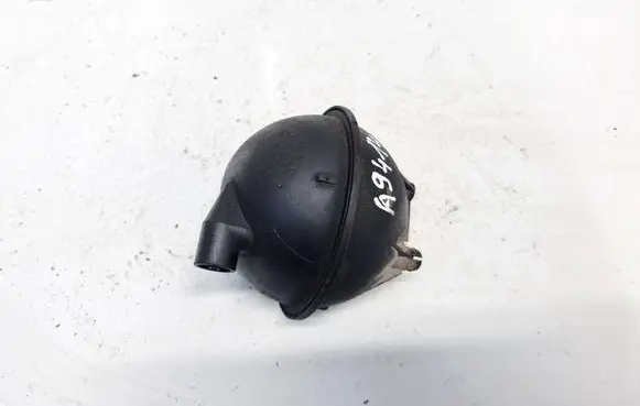 Vacuum air tank