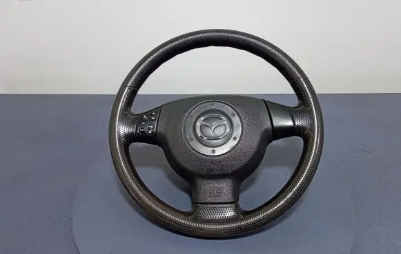 Mazda 2 Steering wheel