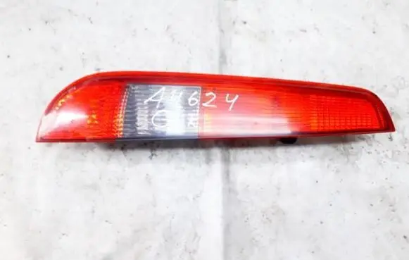 Ford Focus Rear/tail lights 4m5113n004c 4m51-13n004-c