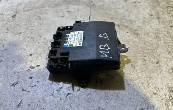 Mercedes-Benz B W245 Door control unit/module 02044204297103 05072302 A1698207126