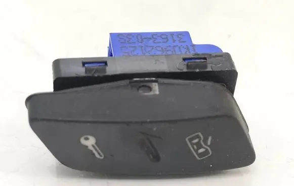 Volkswagen Golf V Central locking switch button 1K0962125