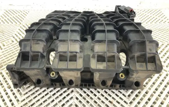 Dodge Caliber Intake manifold