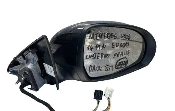 Mercedes-Benz C W206 Front door electric wing mirror