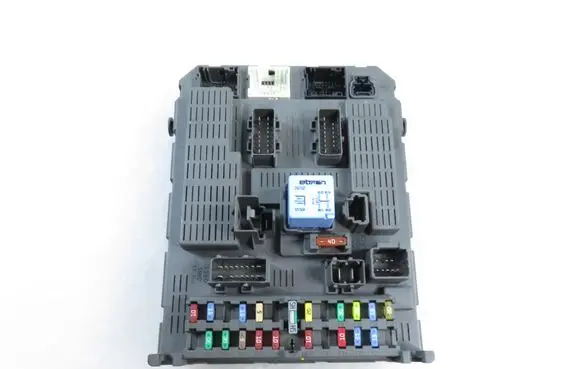 Citroen C8 Central body control module 1400310480