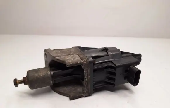 BMW 3 F30 F35 F31 Turbo charger electric actuator 7638783 11657638783