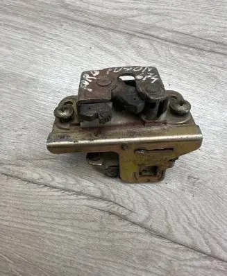 Ford Fiesta Front door lock 84FBB21812AA