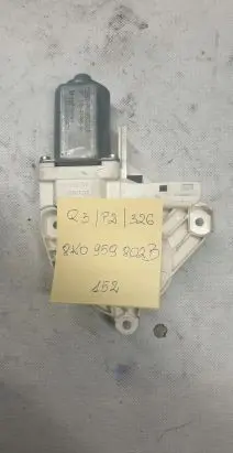 Audi A8 S8 D4 4H Rear door window regulator motor 8K0959811A