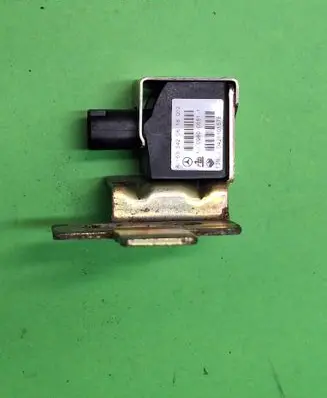 Mercedes-Benz ML W163 ESP acceleration yaw rate sensor A1635420618