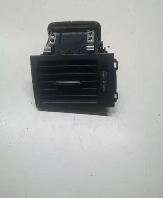 Mercedes-Benz C W204 Dashboard side air vent grill/cover trim 05923001