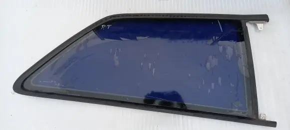Audi A3 S3 8P Rear side window